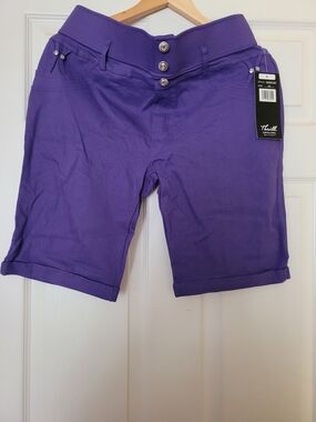 Thrill Purple Stretch Cuffed Bermuda Shorts